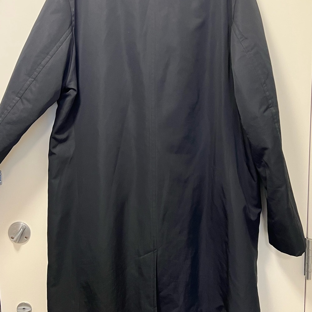 Hugo Boss men’s black overcoat\raincoat - Picture 4 of 5